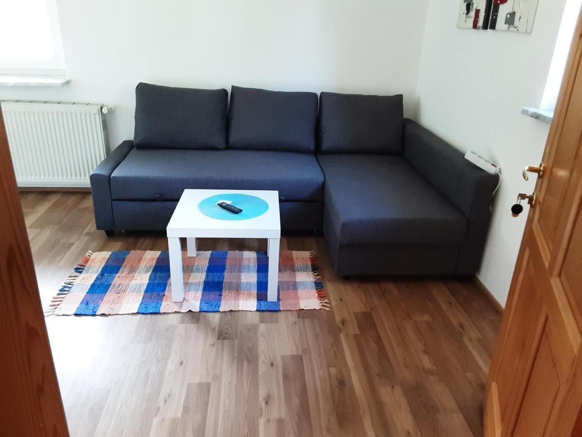 Apartment-Ferienwohnung 3 Treffen Am Ossiachersee Bagian luar foto